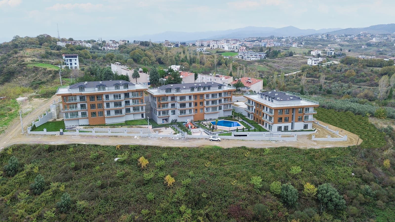 Yalova Çınarcık'ta Panoramik Deniz Manzaralı Sitede Daireler